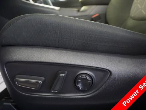 Certified 2023 Toyota RAV4 XLE AWD/4WD image 7