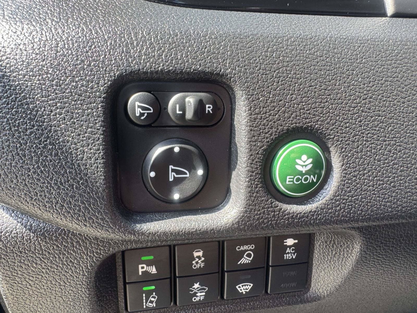 Used 2025 Honda Ridgeline Black Edition image 28