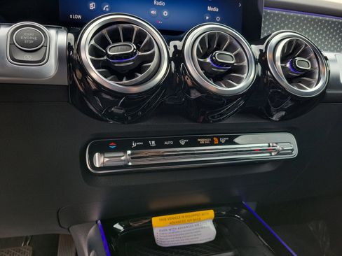 Certified 2025 Mercedes-Benz GLB 250 GLB 250 image 30