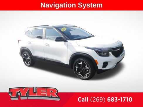 Used 2025 Kia Seltos S AWD/4WD image 1