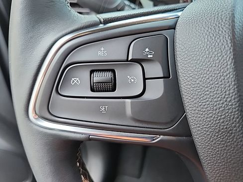 Used 2023 Buick Encore GX Select w/ Sport Touring Package FWD image 16