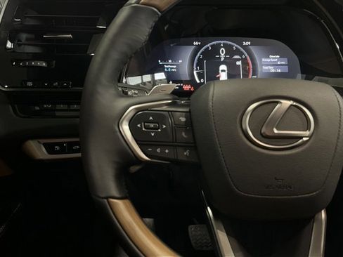 Certified 2026 Lexus RX 350 Premium w/ Accessory Package (Z1) image 14