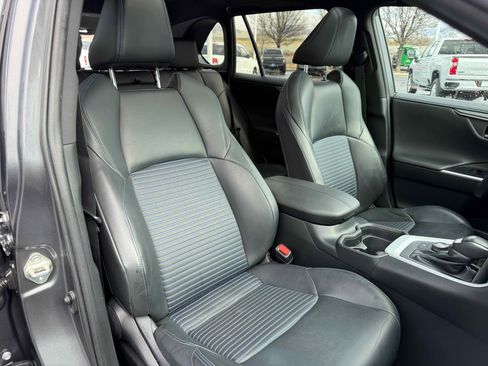 Used 2020 Toyota RAV4 XSE image 32