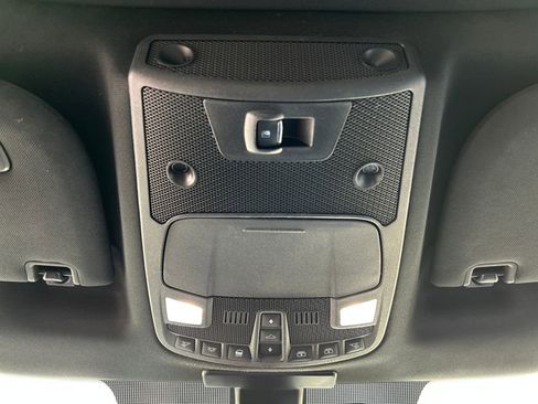 Used 2016 Ford F150 Platinum w/ Equipment Group 701A Luxury image 18