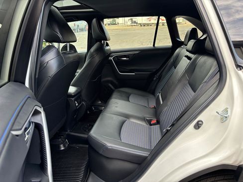 Used 2024 Toyota RAV4 XSE w/ Advanced Technology Package AWD/4WD image 17