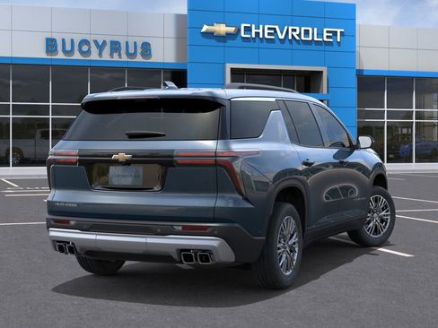 New 2026 Chevrolet Traverse LT w/ Driver Confidence Package FWD image 4