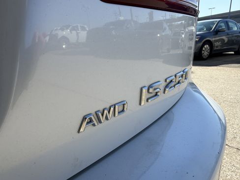 Used 2011 Lexus IS 250 AWD w/ Luxury Plus Value Edition image 9