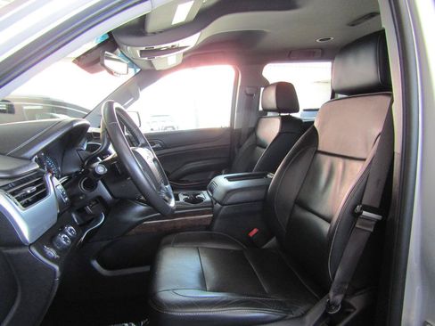 Used 2017 Chevrolet Tahoe LT AWD/4WD image 8