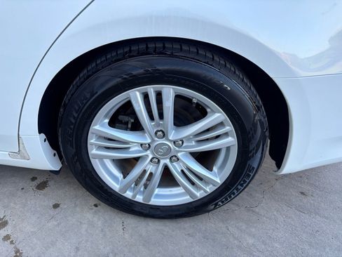 Used 2013 INFINITI G37 Journey w/ Premium Pkg image 9
