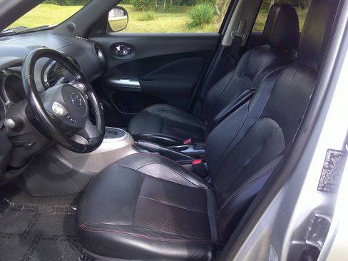 Used 2011 Nissan Juke SL image 8