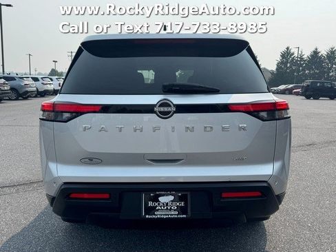 Used 2023 Nissan Pathfinder S AWD/4WD image 6
