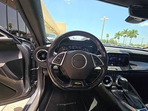 Used 2020 Chevrolet Camaro SS RWD image 18