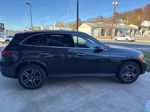 New 2026 Mercedes-Benz GLC 300 4MATIC image 9