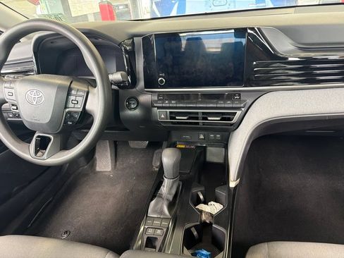 Used 2025 Toyota Camry LE FWD image 11