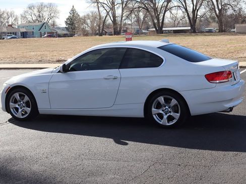 Used 2010 BMW 328i xDrive xDrive image 8