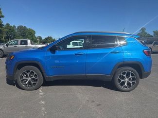 Used 2024 Jeep Compass Latitude AWD/4WD video 2