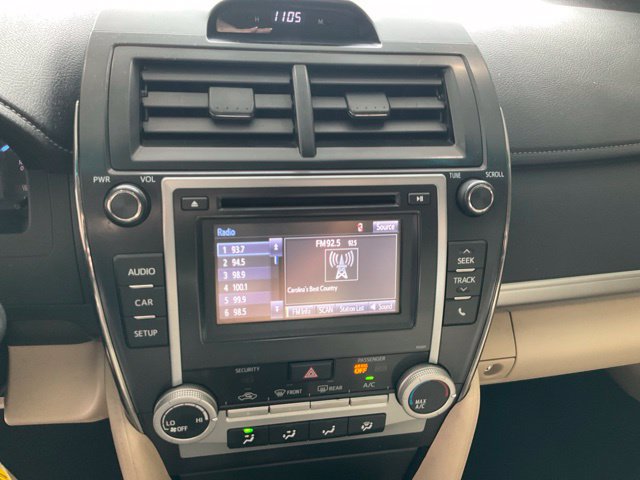 Used 2014 Toyota Camry LE FWD image 13