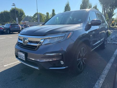 Used 2019 Honda Pilot Touring image 1