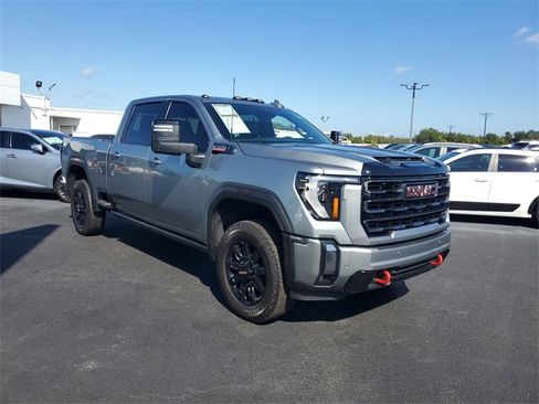 Used 2024 GMC Sierra 2500 AT4 w/ AT4 Premium Plus Package image 2