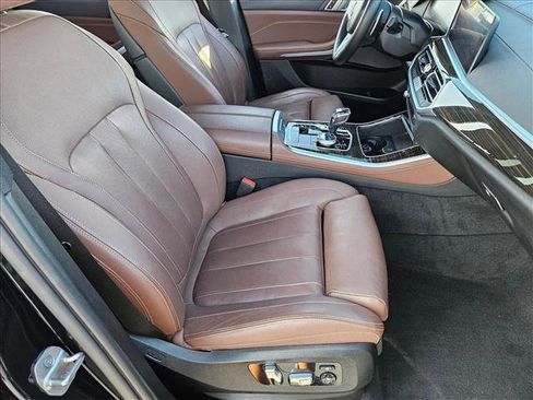 Used 2021 BMW X5 sDrive40i w/ M Sport Package RWD image 19