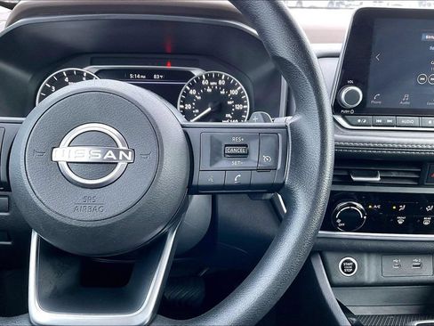 Used 2023 Nissan Rogue S AWD/4WD image 11