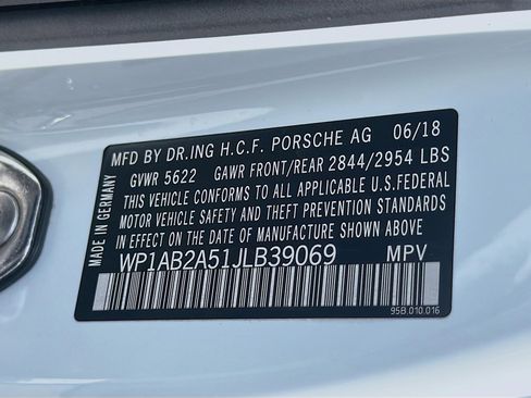 Used 2018 Porsche Macan S AWD/4WD image 38