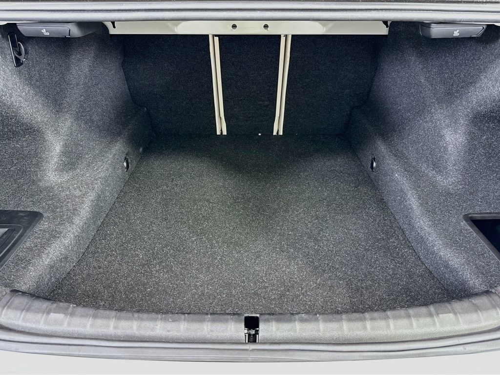 Certified 2023 BMW 530i w/ Premium Package RWD image 27