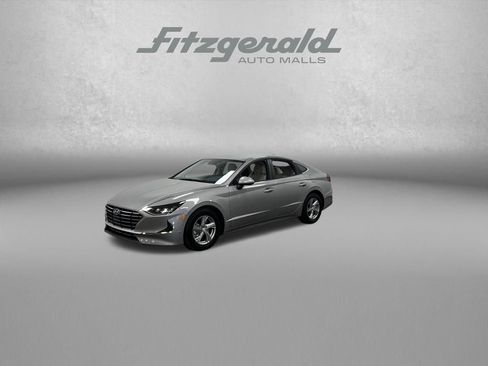 Used 2023 Hyundai Sonata SE image 1