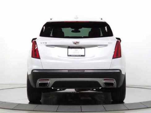 Used 2021 Cadillac XT5 Premium Luxury w/ LPO, Floor Liner Package image 5