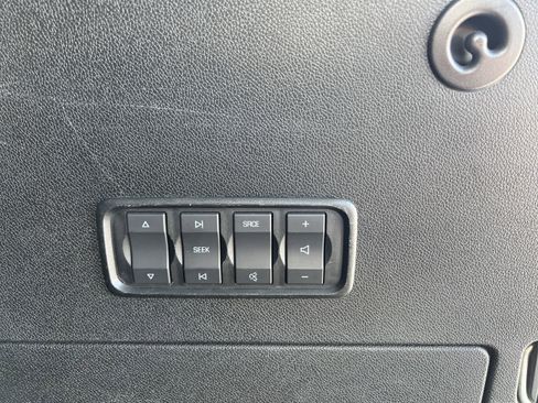 Used 2014 GMC Acadia Denali image 26