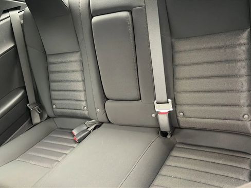 Used 2009 Dodge Challenger SE image 45