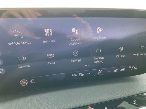 Used 2025 Buick Enclave Preferred image 23