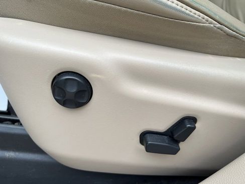 Certified 2016 Jeep Grand Cherokee Limited w/ Trailer Tow Group IV image 20