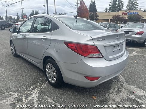 Used 2016 Hyundai Accent SE image 5