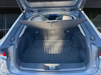 Used 2023 Toyota Prius LE video 1