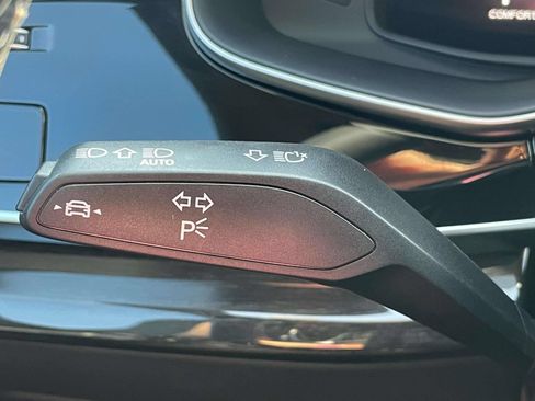 Certified 2025 Audi Q8 Prestige AWD/4WD image 22