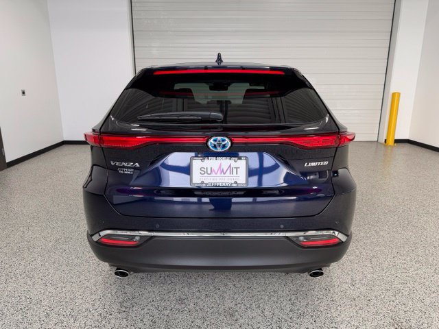 Used 2024 Toyota Venza Limited AWD/4WD image 4