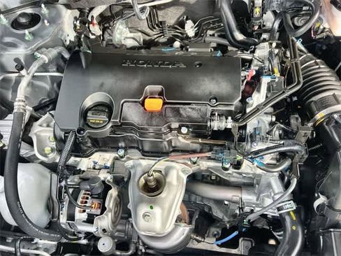 Certified 2026 Honda HR-V EX-L image 10