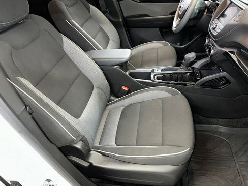 Certified 2023 Chevrolet TrailBlazer LT w/ LPO, Blackout Package image 29