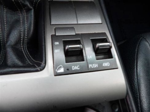 Used 2016 Lexus GX 460 image 24