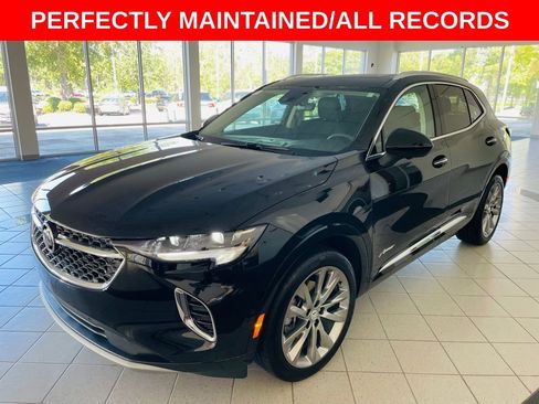 Used 2022 Buick Envision Avenir w/ Technology Package II image 3