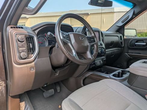 Used 2019 Chevrolet Silverado 1500 LT Trail Boss AWD/4WD image 8