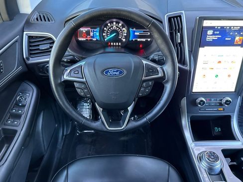 Used 2024 Ford Edge SEL image 16