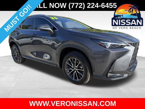 Used 2025 Lexus NX 250 FWD w/ Towing Package (2000 Lbs) image 1