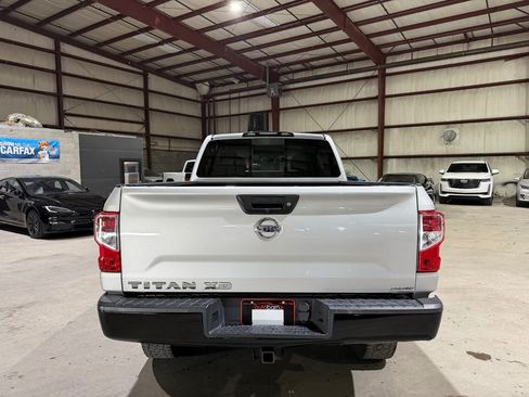 Used 2018 Nissan Titan S RWD image 6