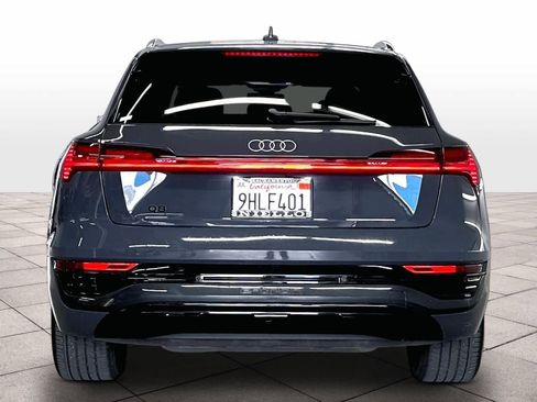 Used 2024 Audi Q8 e-tron Premium Plus w/ Premium Plus Package AWD/4WD image 7