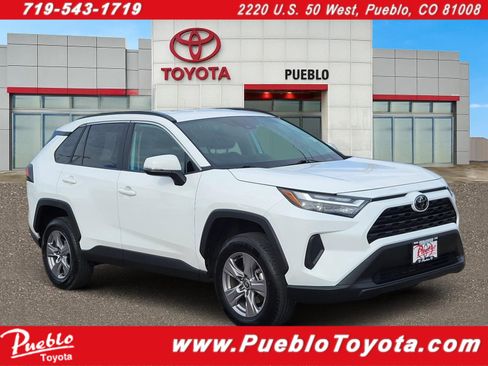 Used 2025 Toyota RAV4 XLE image 1