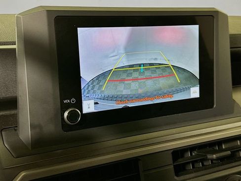 Used 2025 Toyota 4Runner SR5 AWD/4WD image 19