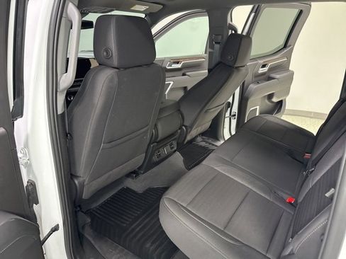 Used 2024 GMC Sierra 1500 Elevation image 21