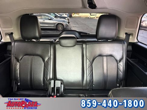 Used 2019 Ford Expedition Platinum AWD/4WD image 40